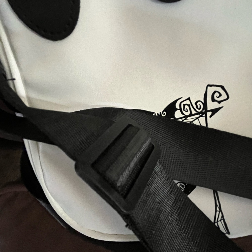 HAND PAINTED One of a Kind Ghost Crossbody Bag Purse!! - Picture 6 of 9